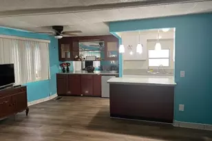 6308 S Ash Ln, Lantana, FL 33467 - Photo 5