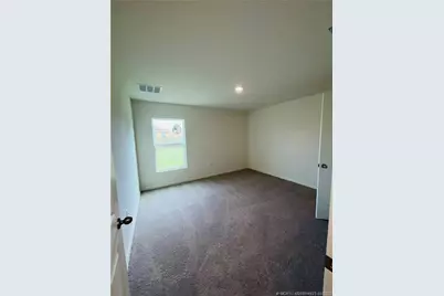 934 SW McDevitt Avenue, Port Saint Lucie, FL 34953 - Photo 11