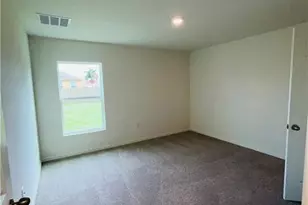 934 SW McDevitt Ave, Port Saint Lucie, FL 34953 - Photo 11