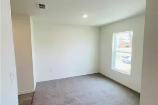 934 SW McDevitt Ave, Port Saint Lucie, FL 34953 - Photo 5