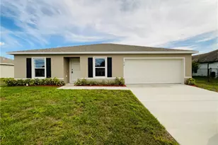 934 SW McDevitt Ave, Port Saint Lucie, FL 34953 - Photo 1