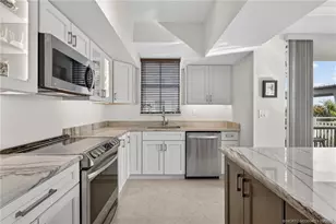 215 NW Flagler Ave, Stuart, FL 34994 - Photo 13