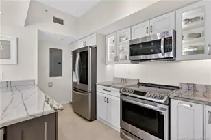 215 NW Flagler Ave, Stuart, FL 34994 - Photo 15