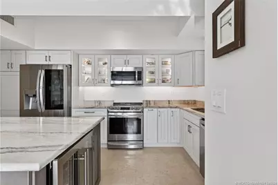 215 NW Flagler Avenue #203, Stuart, FL 34994 - Photo 15