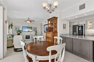 215 NW Flagler Ave, Stuart, FL 34994 - Photo 11