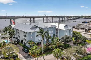 215 NW Flagler Ave, Stuart, FL 34994 - Photo 67