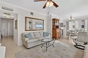 215 NW Flagler Ave, Stuart, FL 34994 - Photo 7