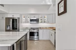 215 NW Flagler Ave, Stuart, FL 34994 - Photo 17