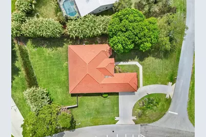 1106 SW Thoreau Court, Palm City, FL 34990 - Photo 3