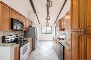 3504 SE Sandpiper Circle, Port Saint Lucie, FL 34952 - Photo 7