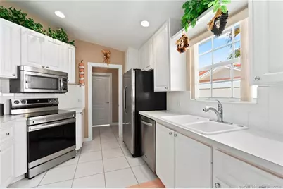 756 SW Balmoral Trace, Stuart, FL 34997 - Photo 7