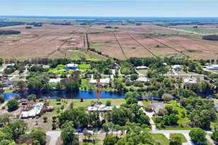 11266 SW Meadowlark Cir, Stuart, FL 34997 - Photo 1