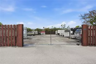 270 SW South River Dr, Stuart, FL 34997 - Photo 29