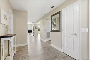 5657 SE Foxcross Pl, Stuart, FL 34997 - Photo 7