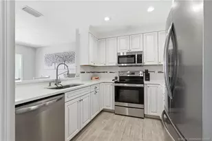 5657 SE Foxcross Pl, Stuart, FL 34997 - Photo 9