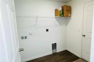 1701 SE Manth Ln, Port Saint Lucie, FL 34983 - Photo 15