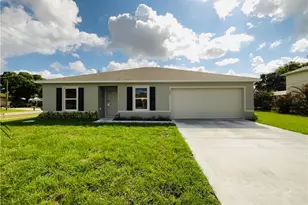 1701 SE Manth Ln, Port Saint Lucie, FL 34983 - Photo 1