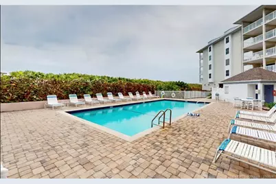 429 NE Tradewind Lane #405, Stuart, FL 34996 - Photo 5