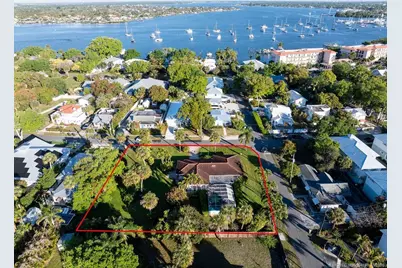 701 SW Cleveland Avenue, Stuart, FL 34994 - Photo 9