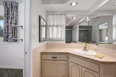 701 SW Cleveland Avenue, Stuart, FL 34994 - Photo 21