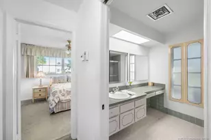 701 SW Cleveland Ave, Stuart, FL 34994 - Photo 45