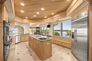 12198 Riverbend Ln, Port Saint Lucie, FL 34984 - Photo 21