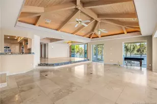 12198 Riverbend Ln, Port Saint Lucie, FL 34984 - Photo 7