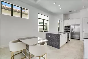 120 SE Cortile Enza, Port Saint Lucie, FL 34952 - Photo 5