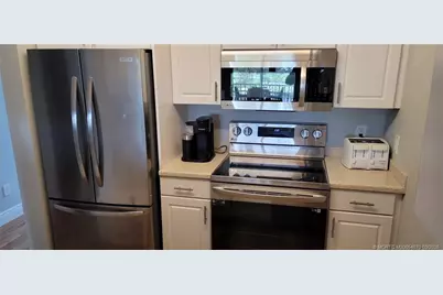 40 NE Plantation Road #203, Stuart, FL 34996 - Photo 3