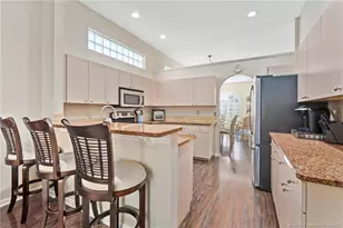 121 Woodlake Cir, Greenacres, FL 33463 - Photo 7