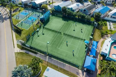 561 Nettles Boulevard, Jensen Beach, FL 34957 - Photo 17