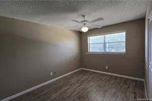 2950 SE Ocean Blvd, Stuart, FL 34996 - Photo 9