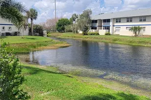 1524 SE Royal Green Cir, Port Saint Lucie, FL 34952 - Photo 5