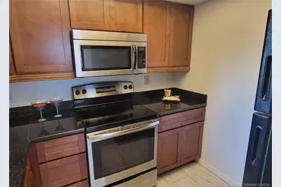 1524 SE Royal Green Circle #101, Port Saint Lucie, FL 34952 - Photo 11