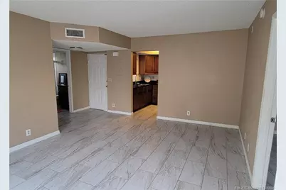 1524 SE Royal Green Circle #101, Port Saint Lucie, FL 34952 - Photo 7