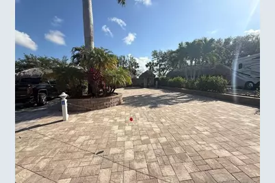 154 NW Hazard Way, Port Saint Lucie, FL 34986 - Photo 13