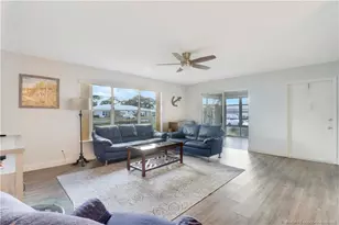 211 Manatee Ln, Fort Pierce, FL 34982 - Photo 7