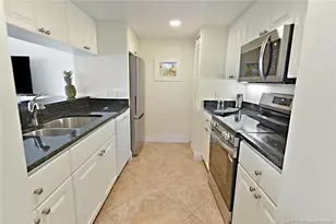 303 NE Golfview Circle, Stuart, FL 34996 - Photo 23