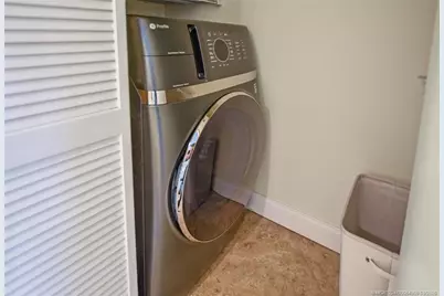 303 NE Golfview Circle, Stuart, FL 34996 - Photo 31