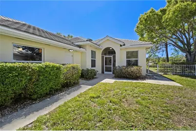 7628 SE Autumn Lane, Hobe Sound, FL 33455 - Photo 3