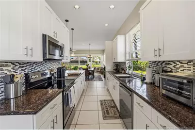 7628 SE Autumn Lane, Hobe Sound, FL 33455 - Photo 7