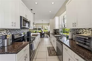 7628 SE Autumn Ln, Hobe Sound, FL 33455 - Photo 7