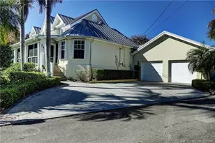 10205 S Indian River Dr, Fort Pierce, FL 34982 - Photo 7