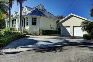 10205 S Indian River Dr, Fort Pierce, FL 34982 - Photo 11