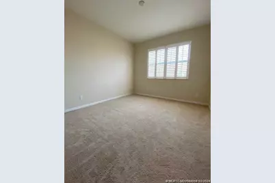 566 SW Glen Crest Way, Stuart, FL 34997 - Photo 13