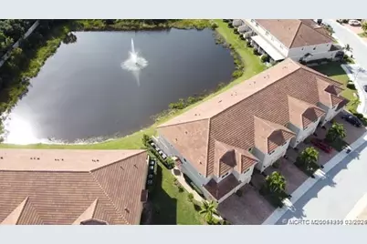 566 SW Glen Crest Way, Stuart, FL 34997 - Photo 3