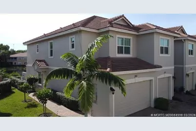 566 SW Glen Crest Way, Stuart, FL 34997 - Photo 1