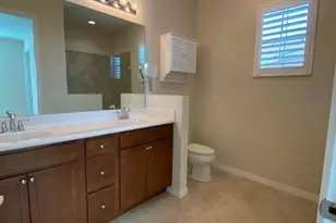 566 SW Glen Crest Way, Stuart, FL 34997 - Photo 9