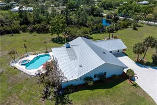 9812 SW Santa Monica Dr, Palm City, FL 34990 - Photo 5