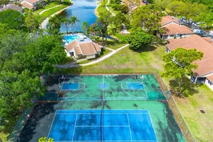 1201 Maplewood Dr, Greenacres, FL 33415 - Photo 35